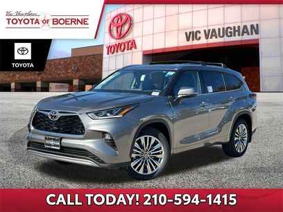 New 2026 Toyota Highlander Platinum