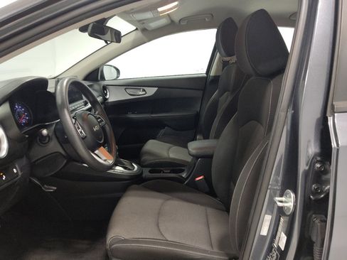 Used 2023 Kia Forte LXS w/ LXS Technology Package FWD image 17