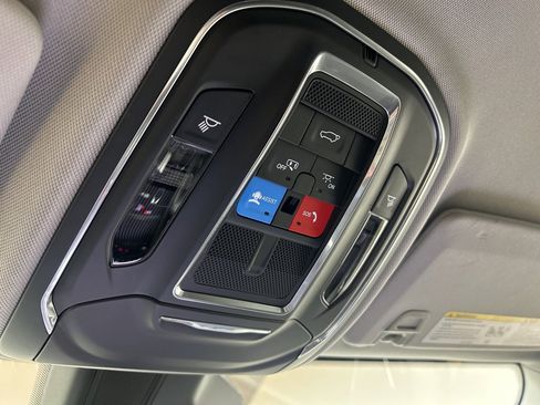 Certified 2023 Jeep Grand Cherokee L Limited image 39