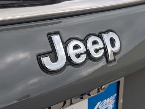 Used 2023 Jeep Compass Limited w/ Elite Group image 15