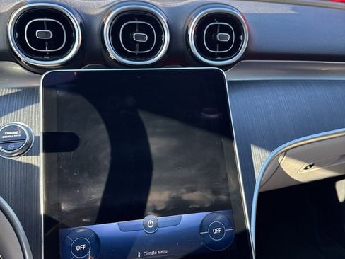 Used 2022 Mercedes-Benz C 300 4MATIC Sedan image 11