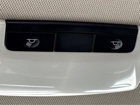 Used 2024 Nissan Rogue SV FWD image 26