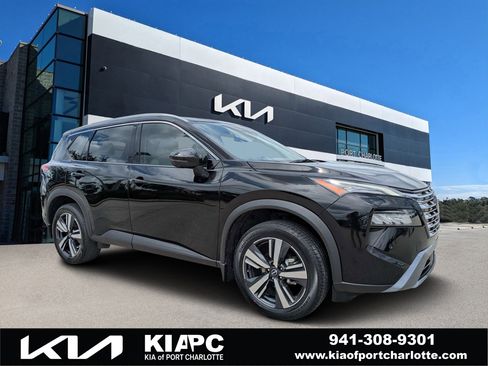 Used 2024 Nissan Rogue SL FWD image 1