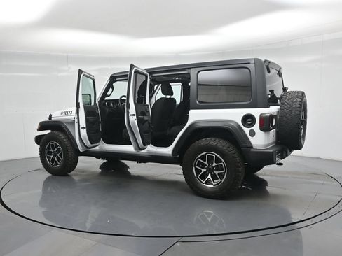 Used 2021 Jeep Wrangler Unlimited Sport AWD/4WD image 35