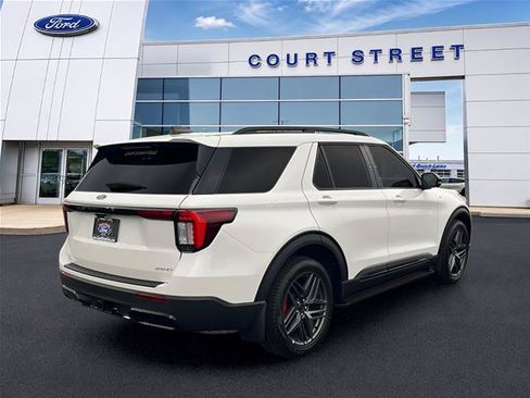 Certified 2026 Ford Explorer ST-Line w/ ST-Line Street Pack AWD/4WD image 5