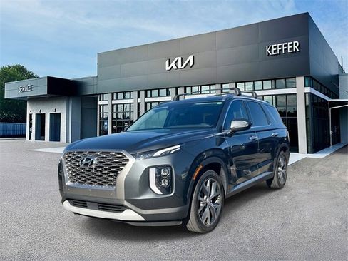 Used 2022 Hyundai Palisade SEL w/ Convenience Package image 4