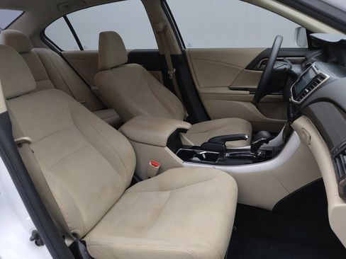 Used 2017 Honda Accord EX image 21