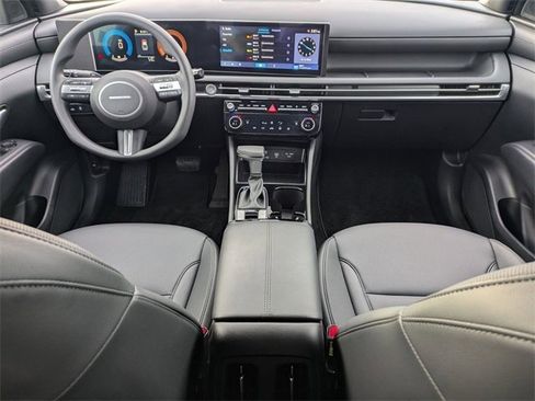 Certified 2025 Hyundai Santa Cruz SEL image 14