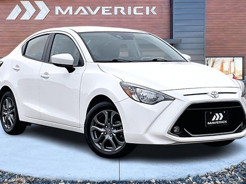 Used 2019 Toyota Yaris LE image 1