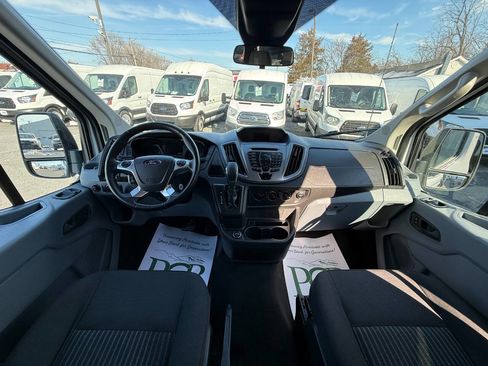 Used 2019 Ford Transit 150 XLT image 33
