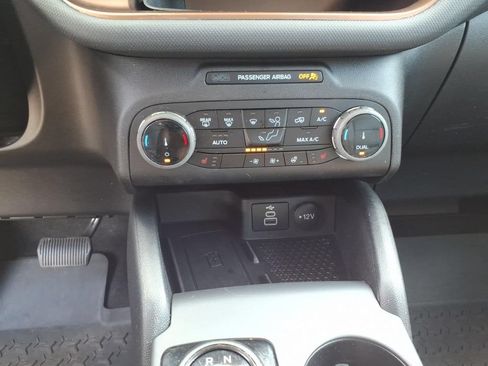 Certified 2023 Ford Bronco Sport Outer Banks w/ Tech Package AWD/4WD image 20