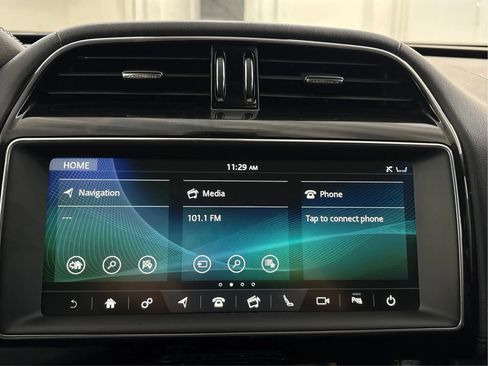 Used 2020 Jaguar F-PACE Prestige AWD/4WD image 19
