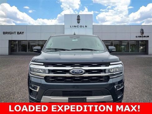 Used 2022 Ford Expedition Max Limited image 2