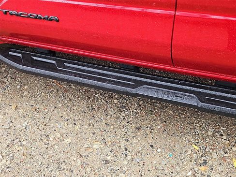 New 2025 Toyota Tacoma 4x4 Double Cab Hybrid image 9