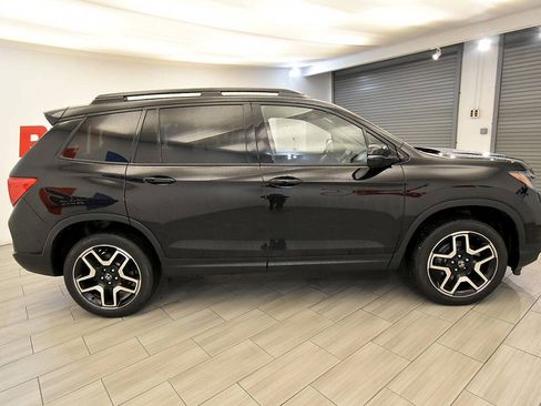 Used 2023 Honda Passport Elite image 6
