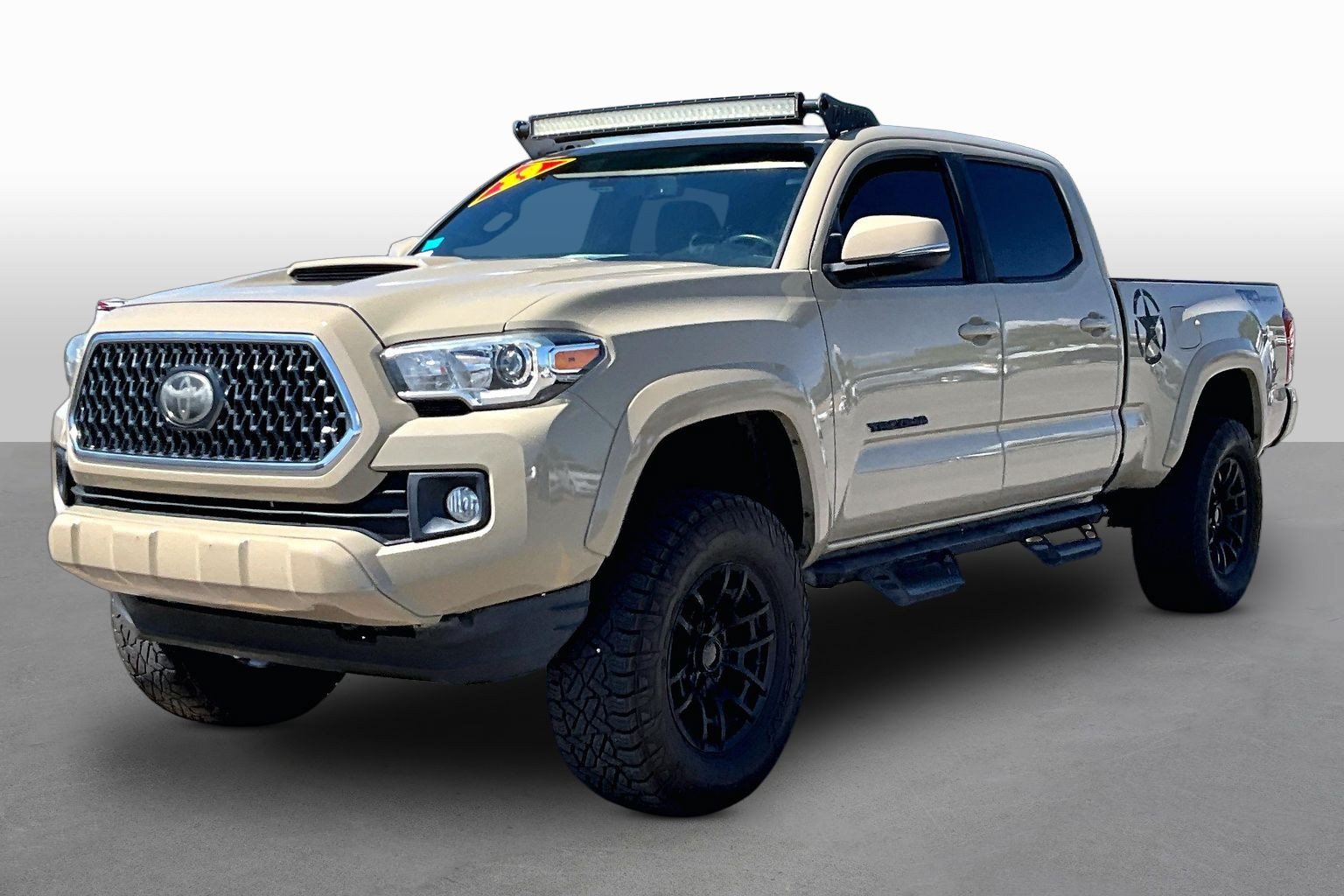 Used 2019 Toyota Tacoma TRD Sport RWD image 1