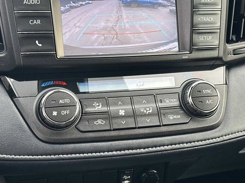 Used 2018 Toyota RAV4 XLE image 13