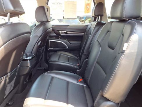Used 2025 Kia Telluride S FWD image 20