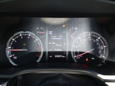 Used 2022 Toyota 4Runner Limited AWD/4WD image 27