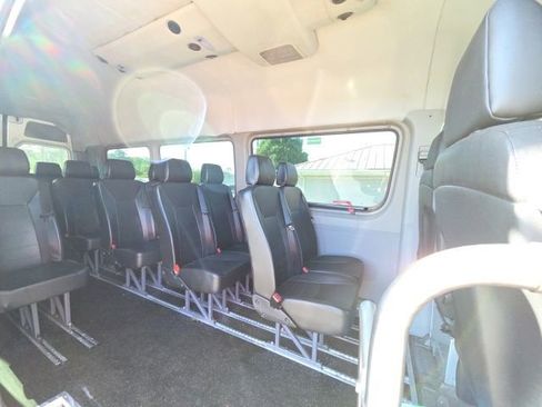 Used 2017 Mercedes-Benz Sprinter 3500 image 11
