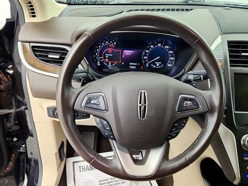 Used 2019 Lincoln MKC Reserve FWD image 14