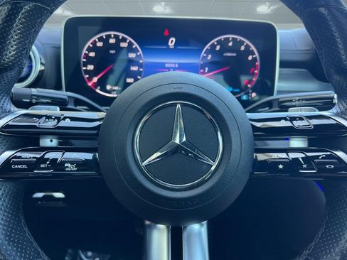 Used 2022 Mercedes-Benz C 300 Sedan image 10