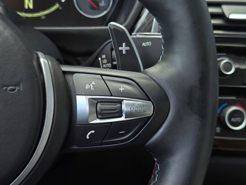 Used 2019 BMW M4 Convertible w/ Competition Package RWD image 40