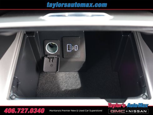 Used 2023 Ford Explorer Platinum w/ Technology Package AWD/4WD image 25
