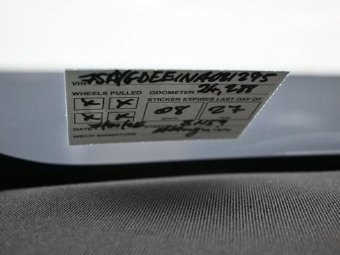 Used 2022 Tesla Model Y Long Range AWD/4WD image 11