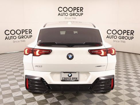 New 2026 BMW X2 xDrive28i w/ Technology Package image 22