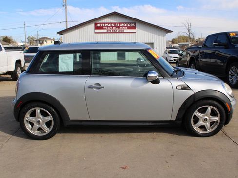 Used 2008 MINI Cooper Hardtop image 1