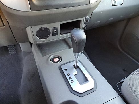 Certified 2021 Nissan Frontier SV image 22