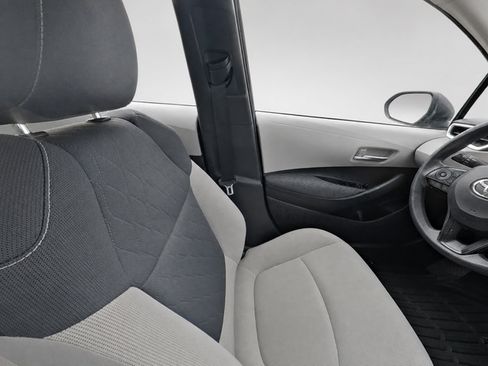 Used 2020 Toyota Corolla LE FWD image 10