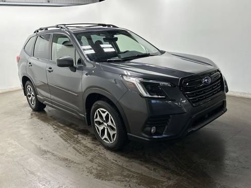 Certified 2023 Subaru Forester Premium image 31
