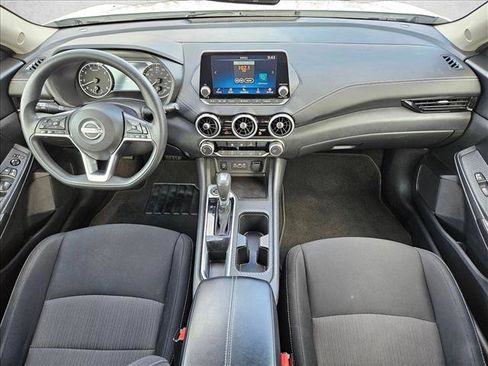 Used 2025 Nissan Sentra SV FWD image 16