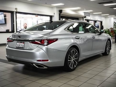 Certified 2025 Lexus ES 350 w/ Premium Package FWD image 6