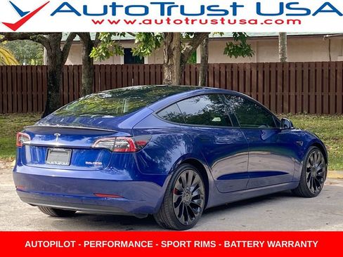 Used 2022 Tesla Model 3 Performance image 7