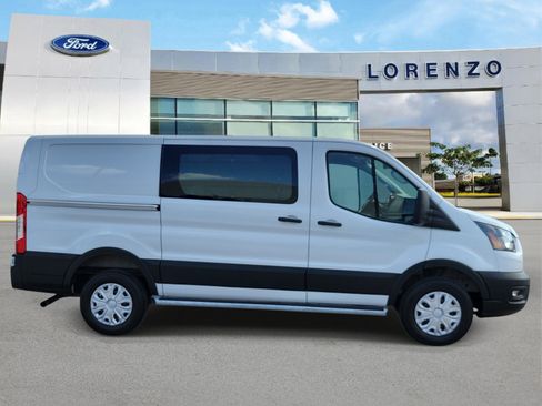 Used 2025 Ford Transit 250 Low Roof w/ Exterior Upgrade Package RWD image 4