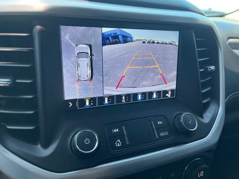 Used 2020 GMC Acadia SLT w/ Premium Package FWD image 19