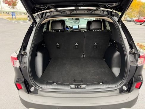 Used 2020 Ford Escape Titanium w/ Titanium Premium Package 2.0 image 23