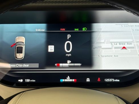 Used 2023 Land Rover Range Rover Long Wheelbase SE AWD/4WD image 22