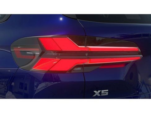 New 2026 BMW X5 M60i image 8