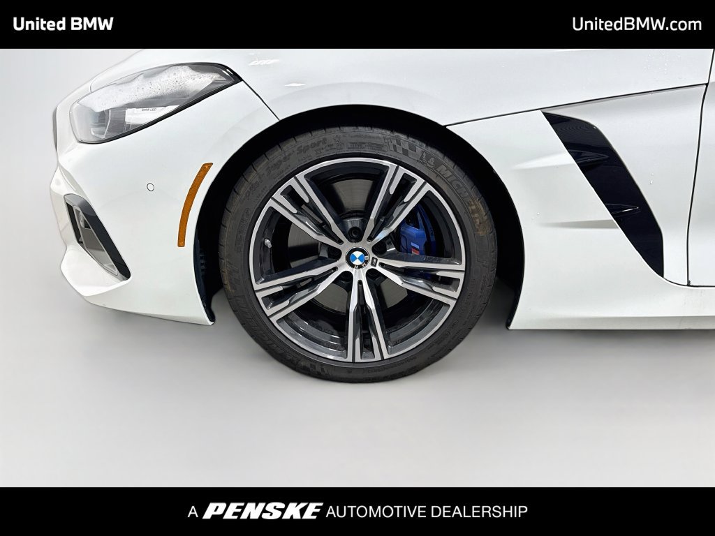 Used 2026 BMW Z4 M40i RWD image 9