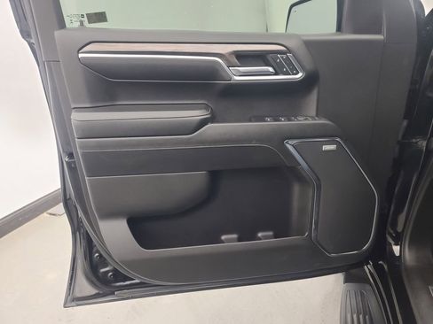 Used 2024 Chevrolet Silverado 1500 LTZ AWD/4WD image 23