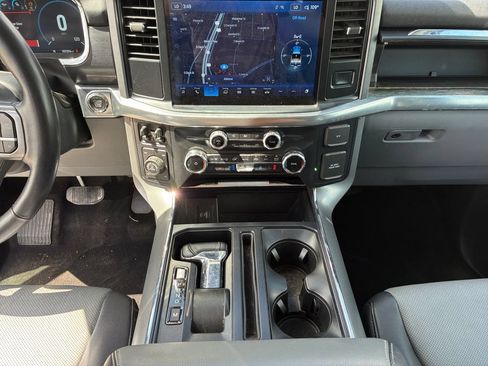 Used 2022 Ford F150 Lariat w/ FX4 Off-Road Package AWD/4WD image 28