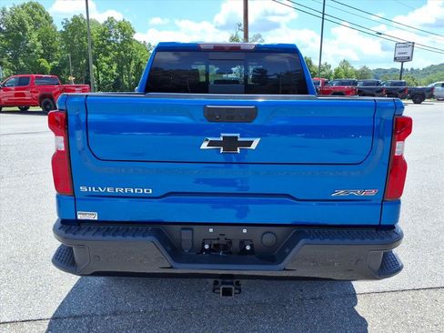 Used 2022 Chevrolet Silverado 1500 ZR2 AWD/4WD image 5