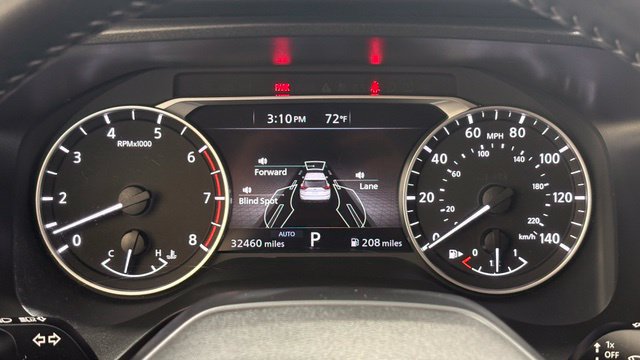 Used 2025 Nissan Rogue SV AWD/4WD image 34