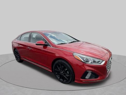 Used 2018 Hyundai Sonata Sport FWD image 2