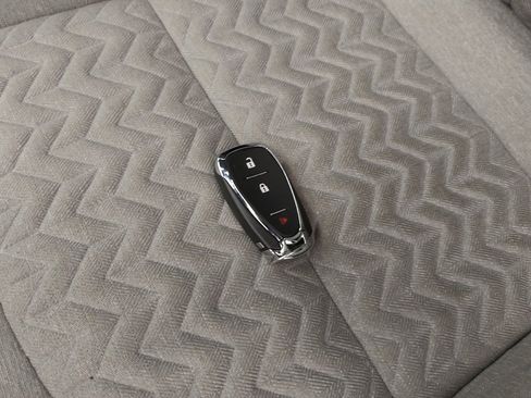 Used 2022 Chevrolet Equinox LT FWD image 32