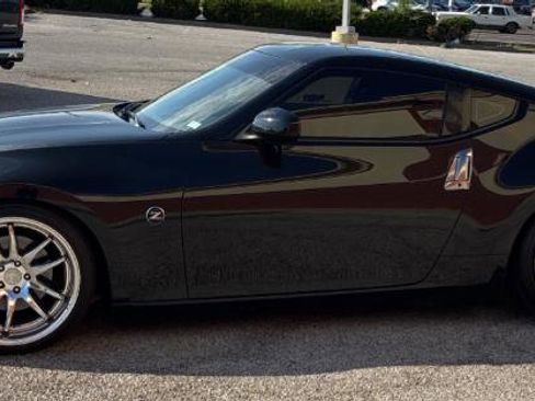 Used 2020 Nissan 370Z Coupe image 2